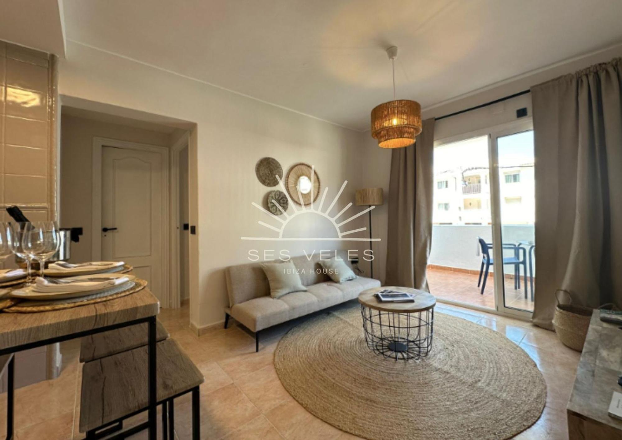 Apartamentos Ses Veles Cala Llonga  Exteriör bild