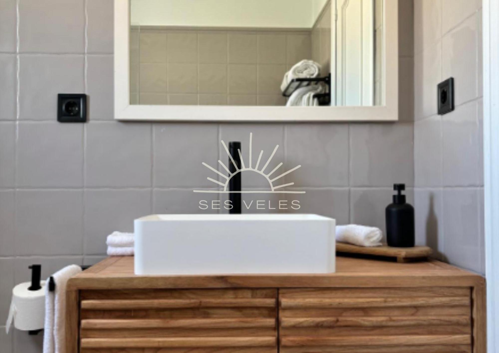 Apartamentos Ses Veles Cala Llonga  Exteriör bild