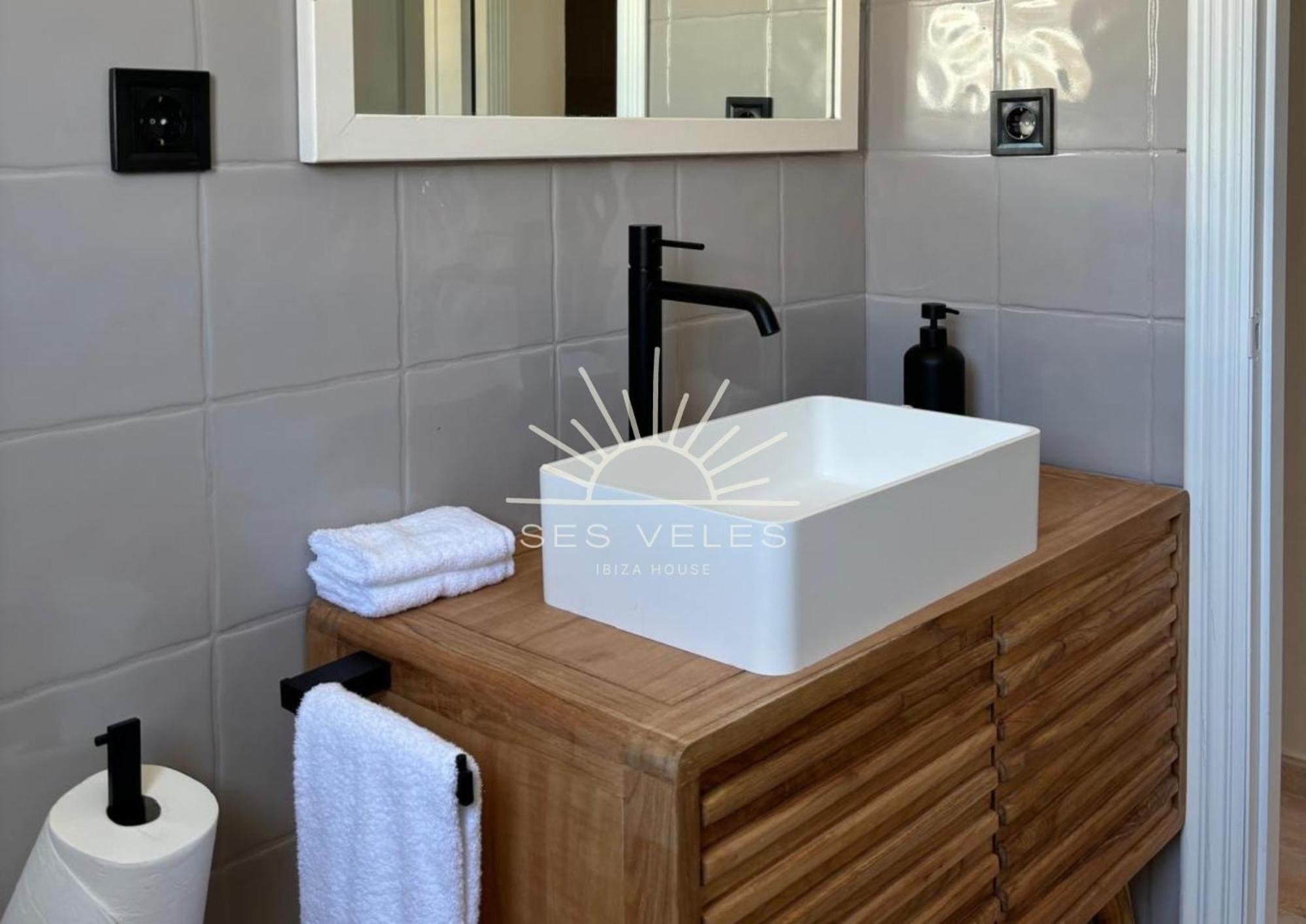 Apartamentos Ses Veles Cala Llonga  Exteriör bild