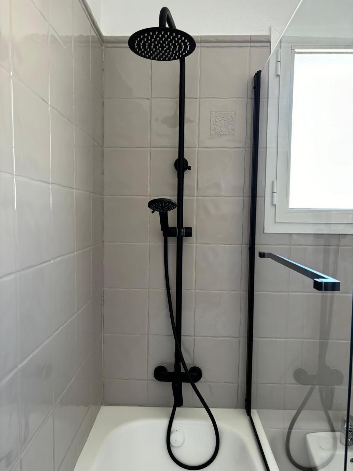 Apartamentos Ses Veles Cala Llonga  Rum bild